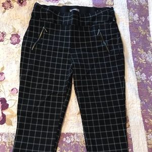 Ladies dress pants awesome condition!!